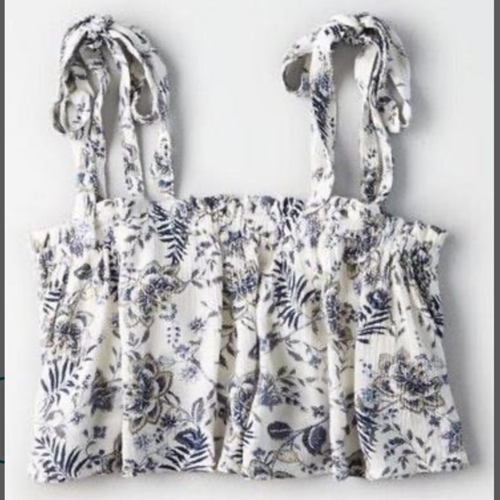 American Eagle cropped tank top